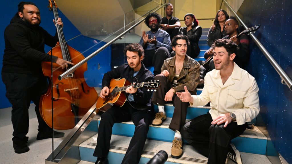 The Jonas Brothers brought 'Waffle House' with them to the 'Tonight Show'